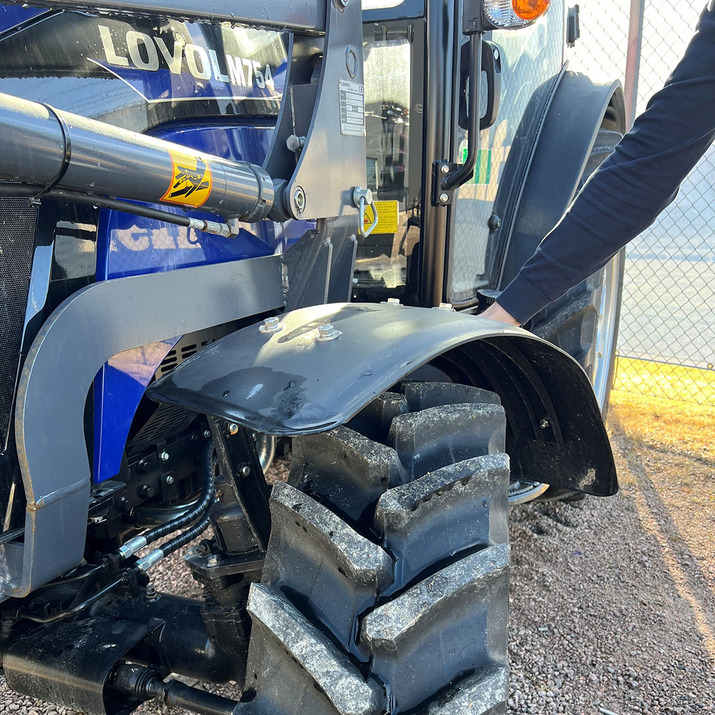 Traktor Lovol 75 hk 4wd med frontlastare, Stage V