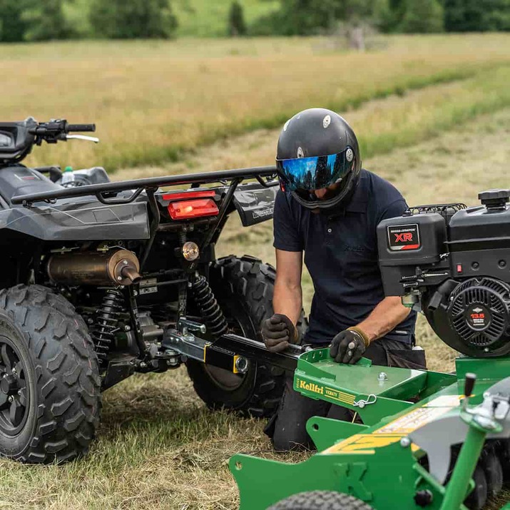Slaghack ATV med lucka, 1,2 m, Briggs and Stratton 13,5 hk