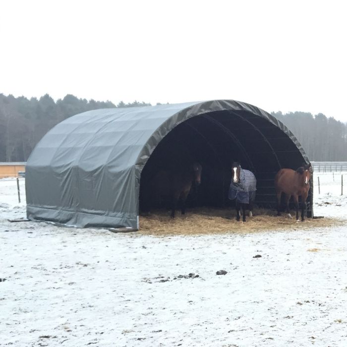 Vindskydd 6 x 6 m inkl. 6 st fotbågegrindar