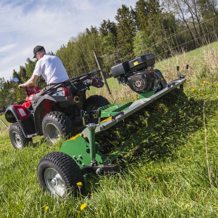 Slaghack ATV med lucka, 1,5 m, Briggs and Stratton 13,5 hk
