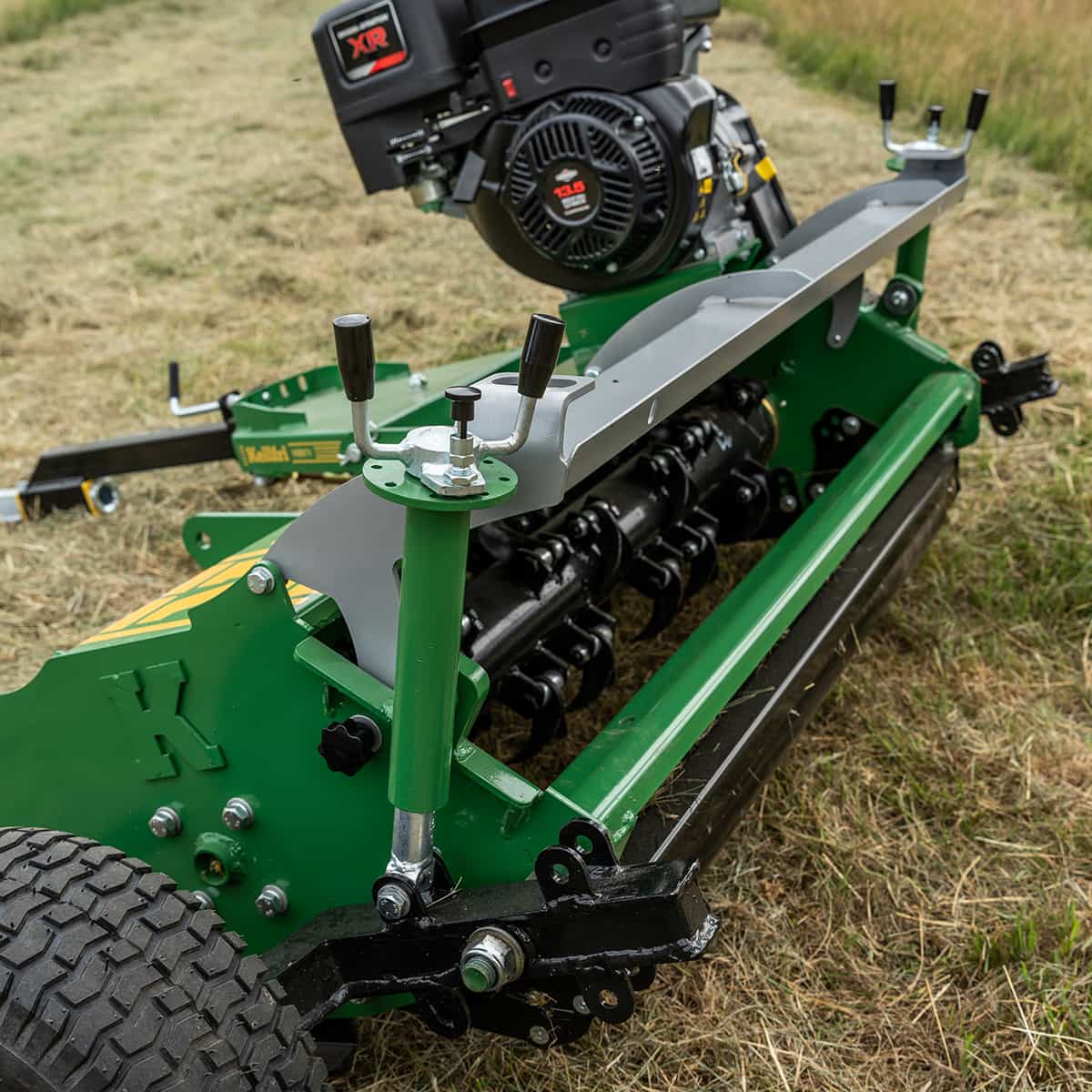 Slaghack ATV med lucka, 1,2 m, Briggs and Stratton 13,5 hk