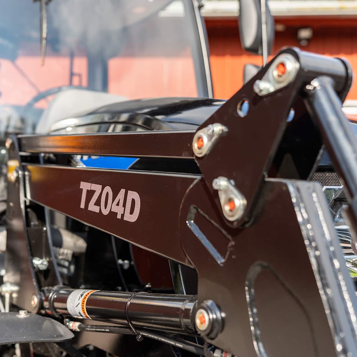 Traktor Lovol 55 hk PRO 4WD med frontlastare, Stage V