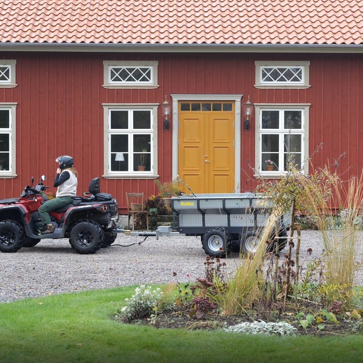 Tippvagn ATV 1420 kg med elhydraulisk tipp