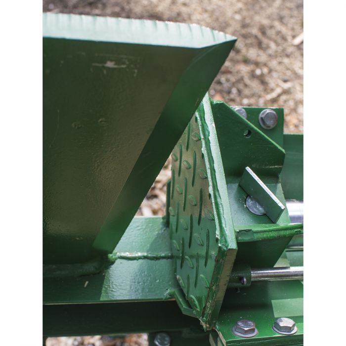 Vedklyv, traktordriven 7 ton, 70 cm