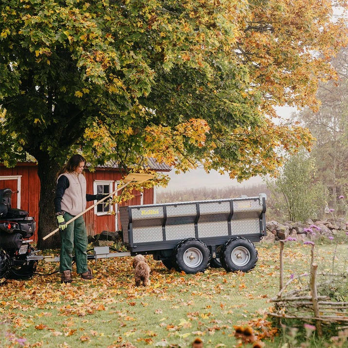 Tippvagn ATV 1420 kg med elhydraulisk tipp
