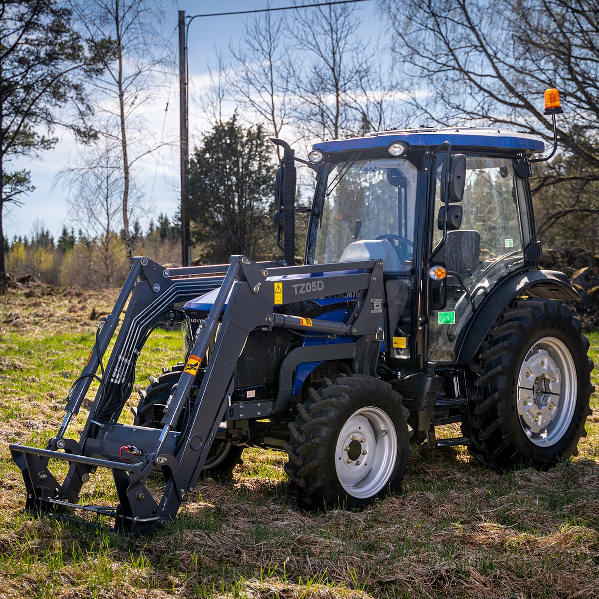 Traktor Lovol 75 hk 4WD med frontlastare, Stage V