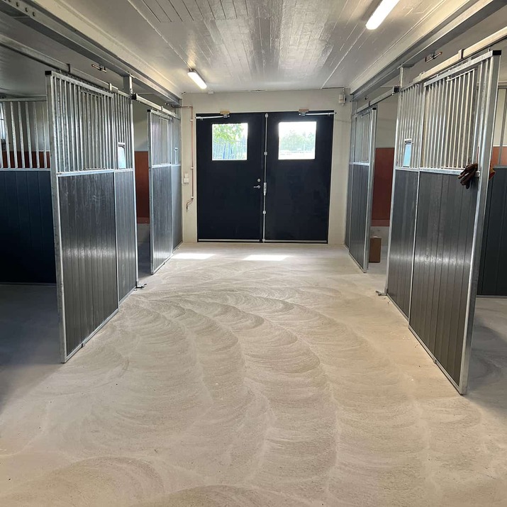 Mellanvägg 3,5 m, inkl plastplank, SWE