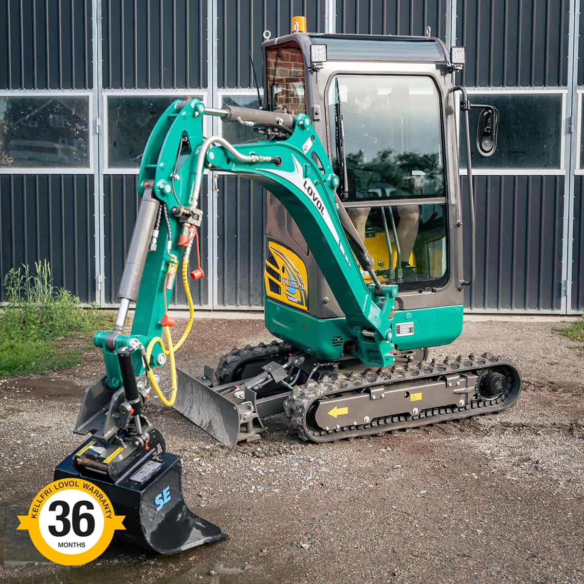 Lovol minigrävare 1,8 ton med hytt, snabbfäste S30/180