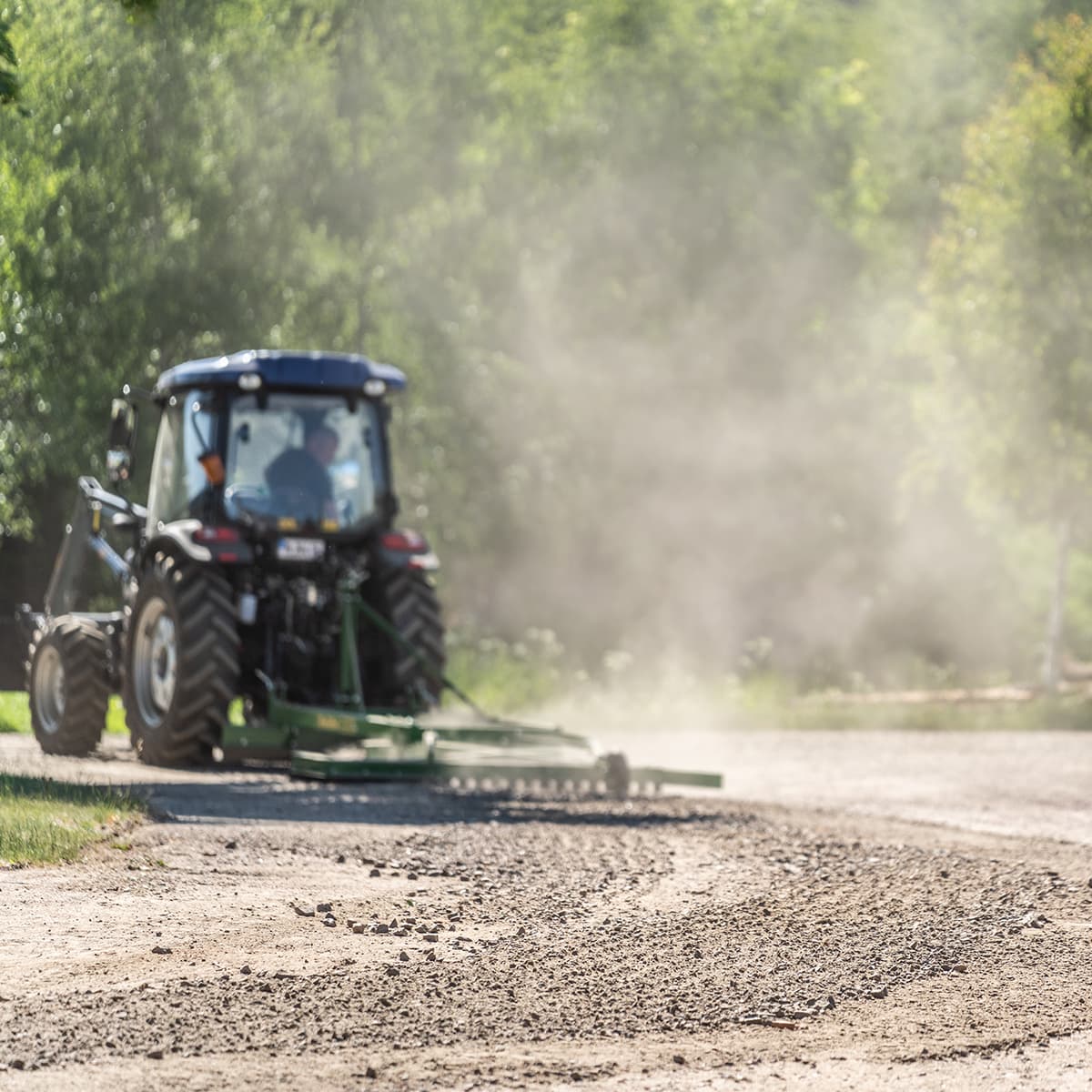 Traktor Lovol 75 hk 4WD med frontlastare, Stage V
