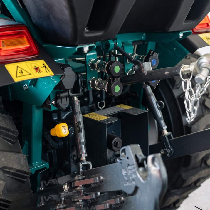 Kompakttraktor Lovol 25 hk med frontlastare, utan hytt