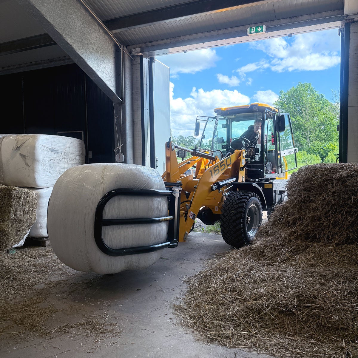 Balgrip BG2003, JCB