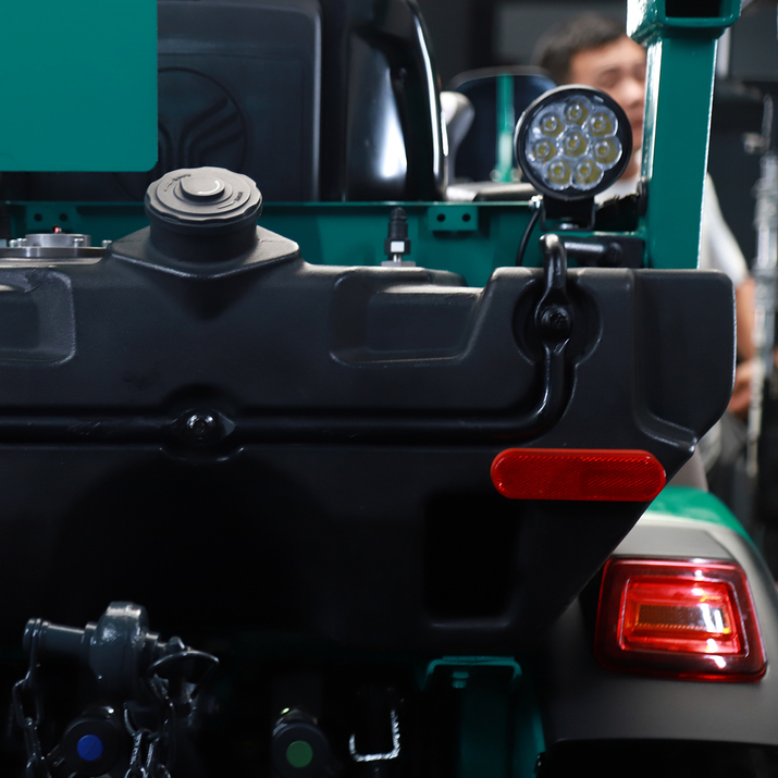 Kompakttraktor Lovol 25 hk, utan hytt