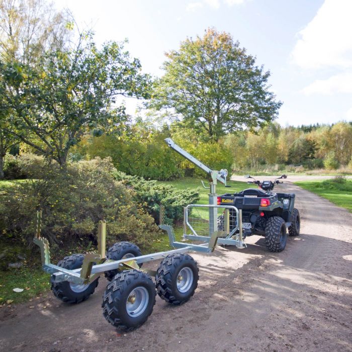 Skogsvagn ATV med kran och vinsch