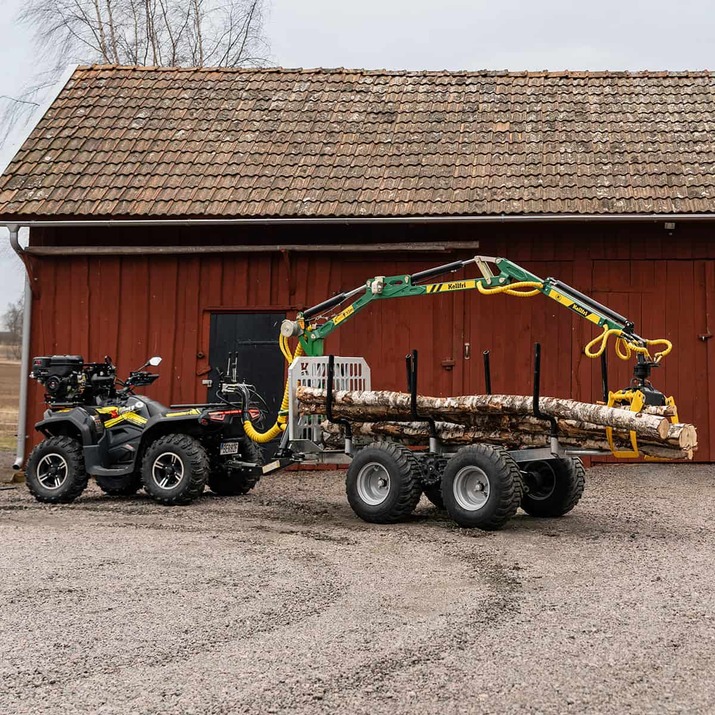 Skogsvagn ATV 3 ton, med kran 4,2 m
