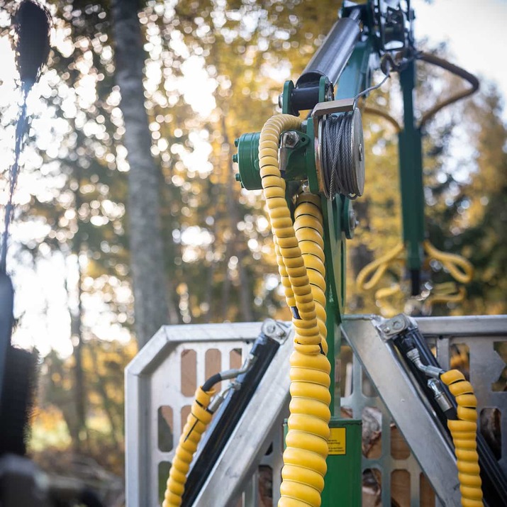 Skogsvagn ATV 3 ton, med kran 4,2 m