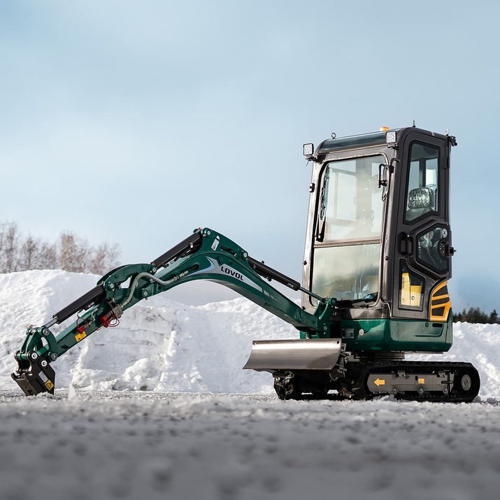 Lovol minigrävare 1,8 ton med hytt