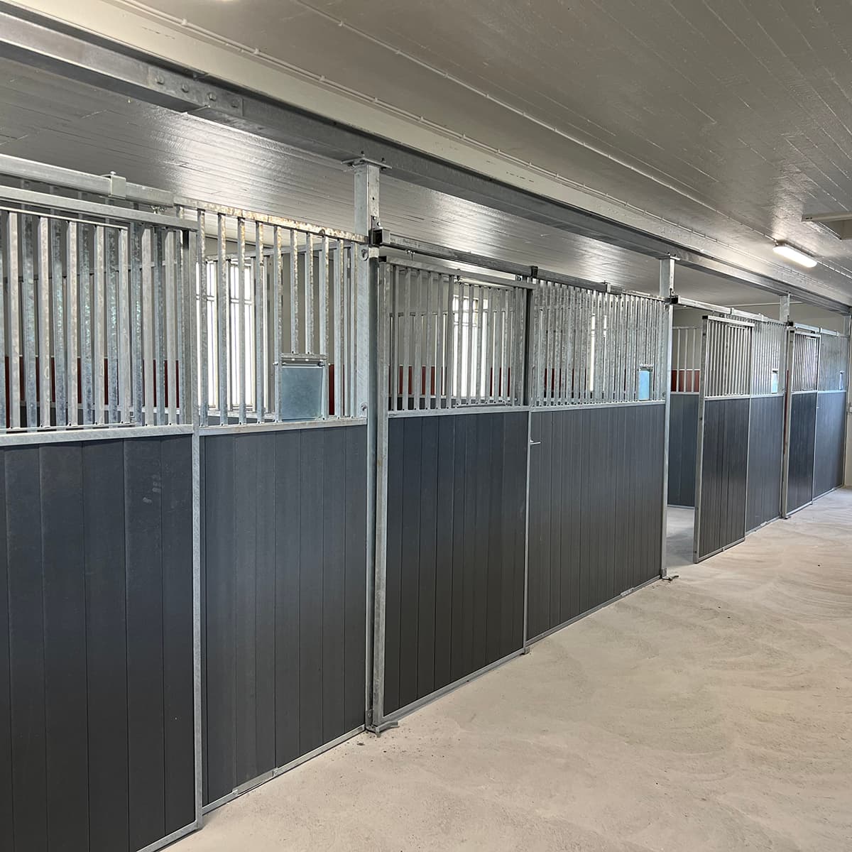 Front med skjutdörr 3,0 m, inkl plastplank, SWE