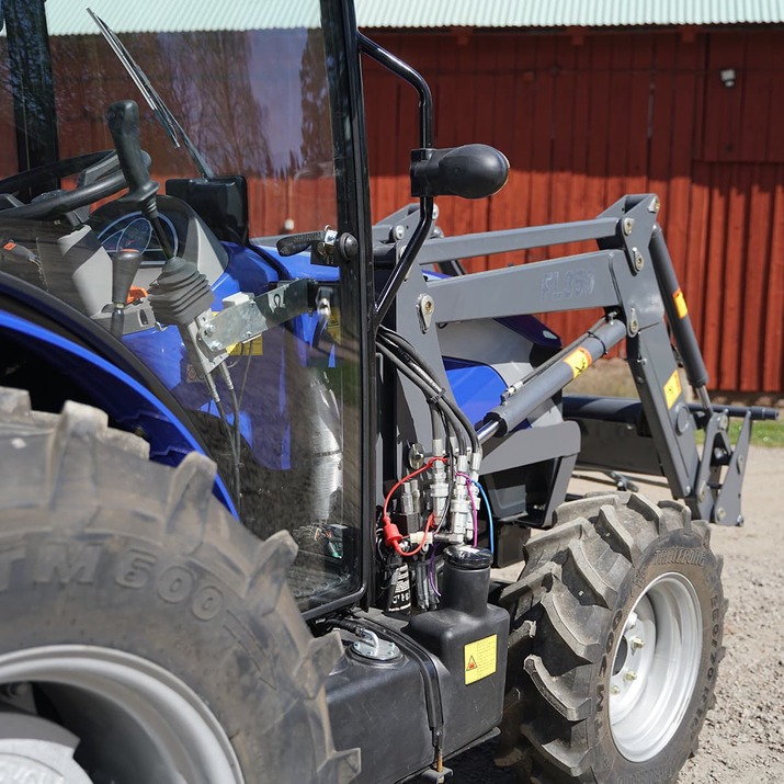 Traktor Lovol 40 hk 4wd med frontlastare, Steg V