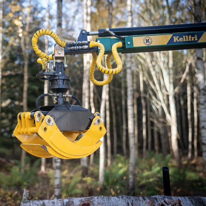 Skogsvagn ATV 3 ton, med kran 4,2 m