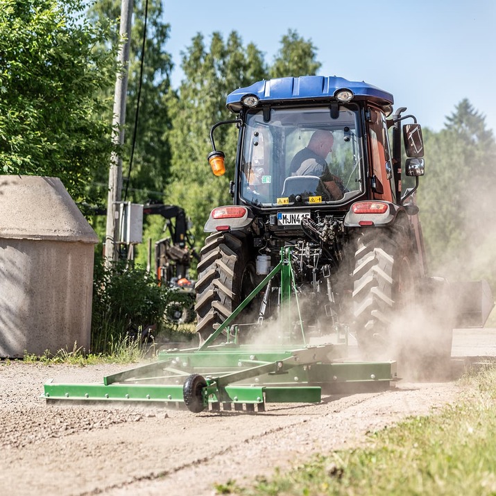 Traktor Lovol 75 hk 4wd med frontlastare, Stage V