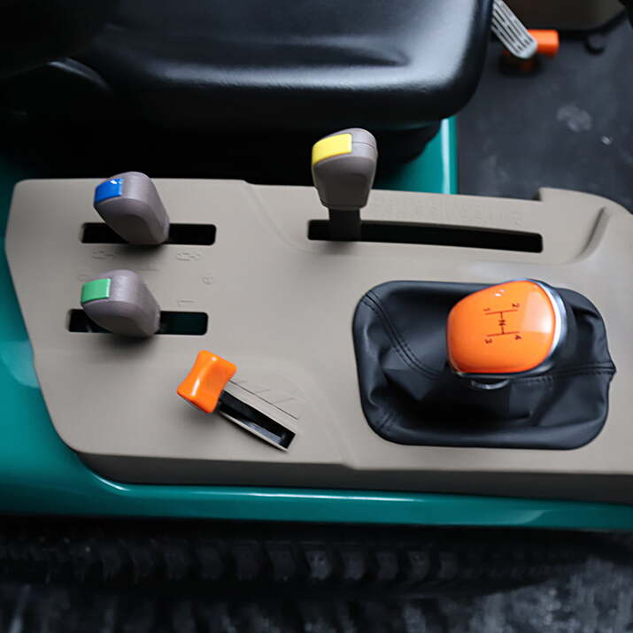 Kompakttraktor Lovol 25 hk, utan hytt