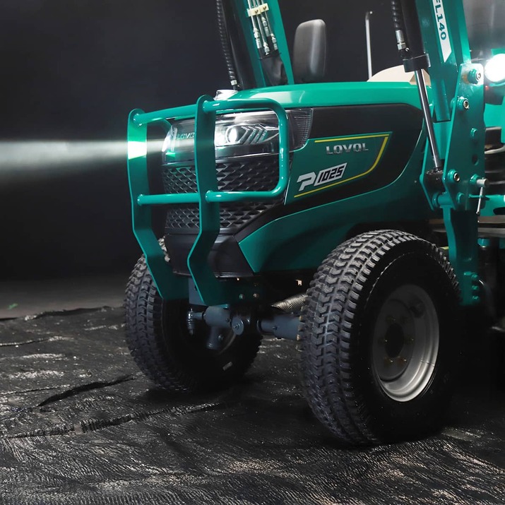 Kompakttraktor Lovol 25 hk med frontlastare, utan hytt