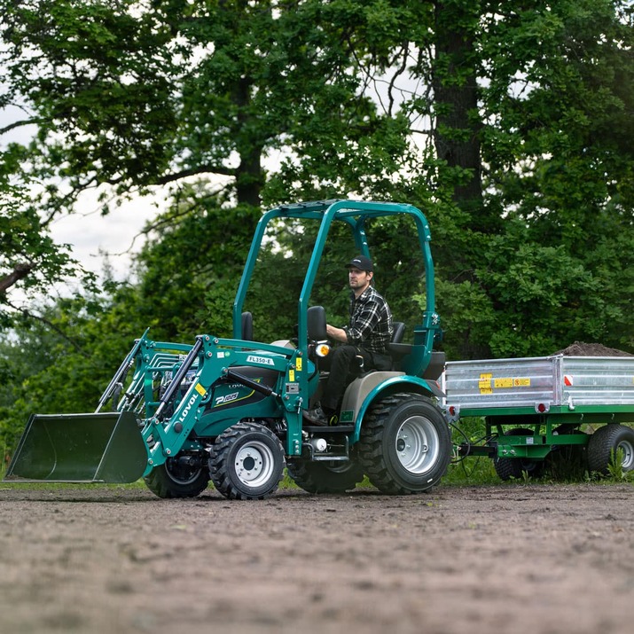 Kompakttraktor Lovol 25 hk med frontlastare, utan hytt