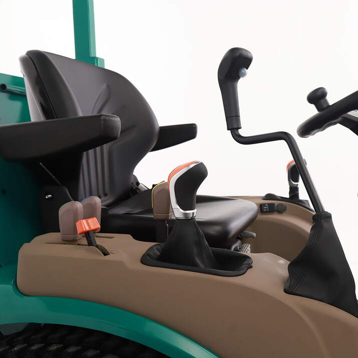 Kompakttraktor Lovol 25 hk med frontlastare, utan hytt