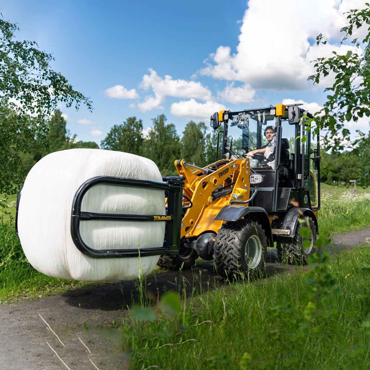 Balgrip BG2003, JCB